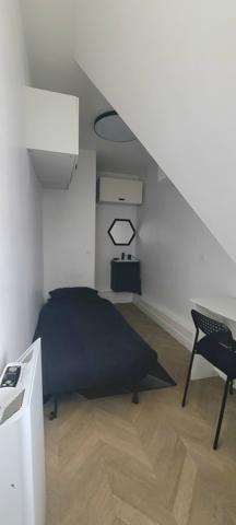 Studette meublée idéale pied-à-terre ou bureau à proximité de la Défense