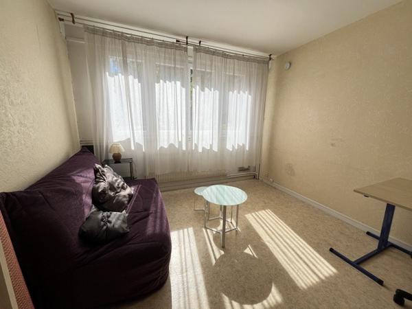 Appartement 35 000 € Bourges 1 pièce 26 m² DPE E