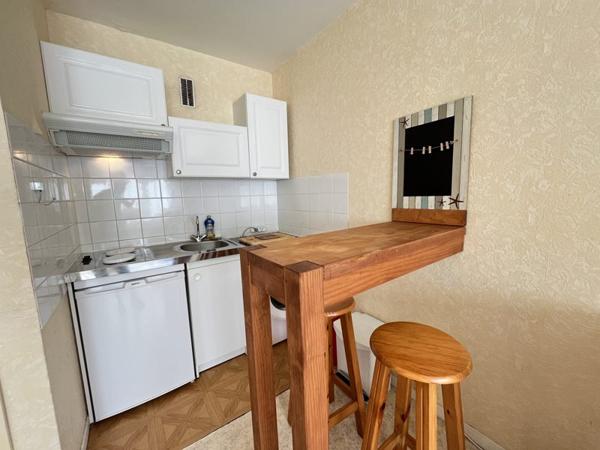 Appartement 35 000 € Bourges 1 pièce 26 m² DPE E