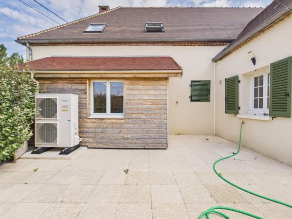 Maison à AIX-VILLEMAUR-PALIS, 10160 - 5 pièces 130m²