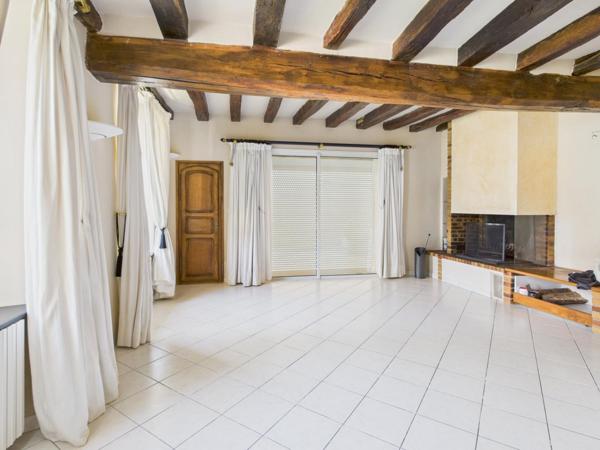 Maison à AIX-VILLEMAUR-PALIS, 10160 - 5 pièces 130m²