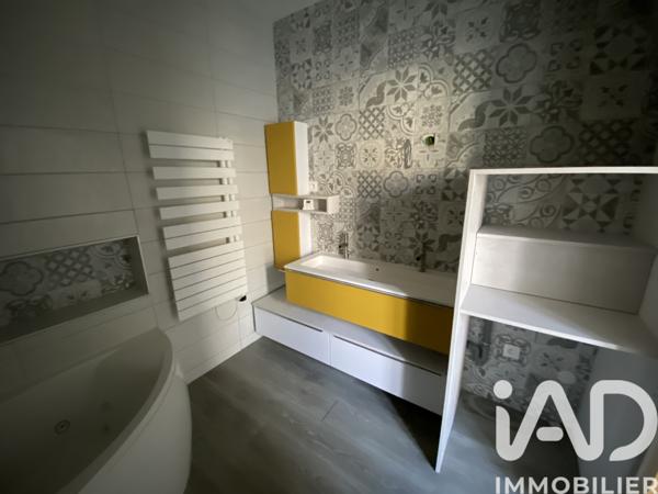 Immeuble à vendre 204 m² Le Malesherbois