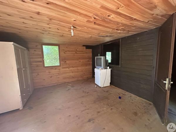 Chalets En Zone De Loisirs