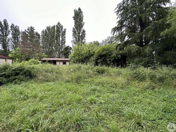Chalets En Zone De Loisirs