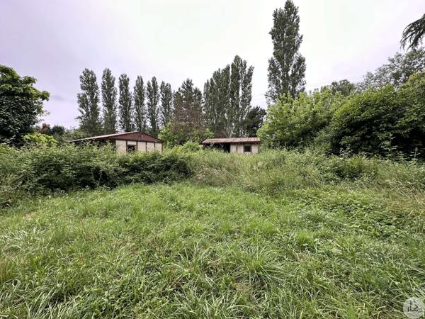 Chalets En Zone De Loisirs
