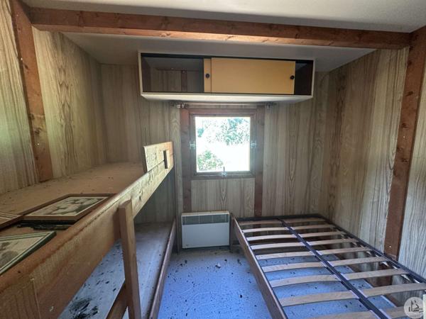 Chalets En Zone De Loisirs