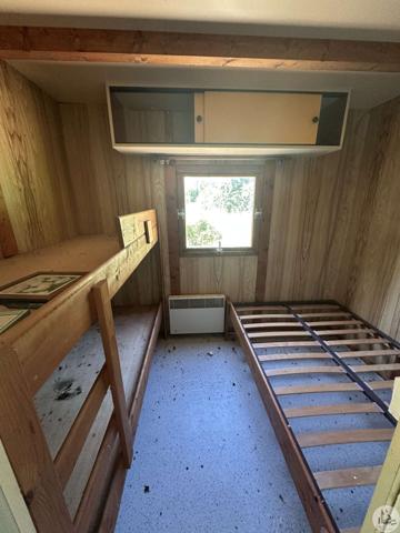 Chalets En Zone De Loisirs