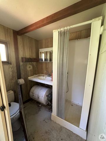 Chalets En Zone De Loisirs