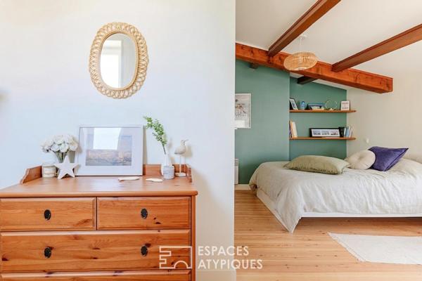 Grange rénovée au confort contemporain avec sa cour privative
