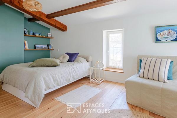 Grange rénovée au confort contemporain avec sa cour privative