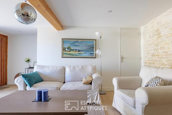 Grange rénovée au confort contemporain avec sa cour privative