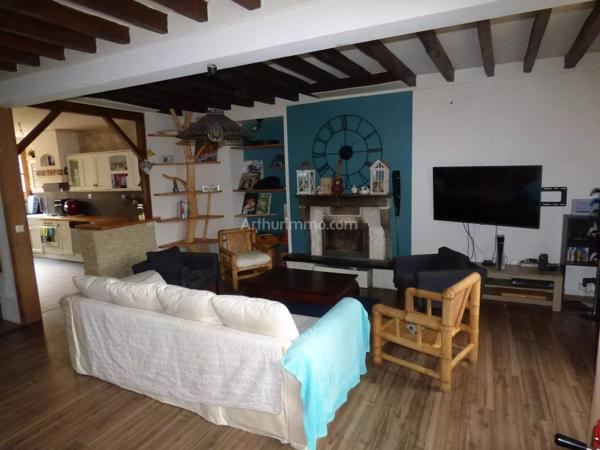 Vente                                                      Maison de village
                        
                     5 pièces                      101 m2                     à L'Isle-sur-Serein