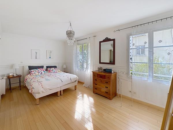 MAISON 8 pièces Bois-COLOMBES