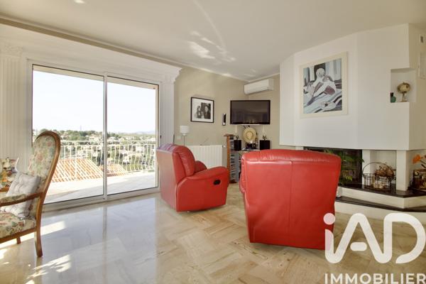 Maison à vendre 9 pièces 220 m² Carnoux-en-Provence