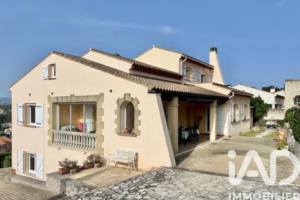 Maison à vendre 9 pièces 220 m² Carnoux-en-Provence