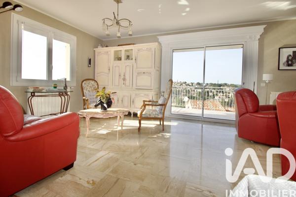 Maison à vendre 9 pièces 220 m² Carnoux-en-Provence