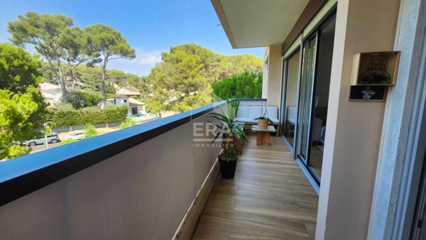 EXCLUSIVITÉ - Appartement 3 pièce(s) 70 m2 - RÉNOVÉ - MEUBLÉ - PARKING INCLUS