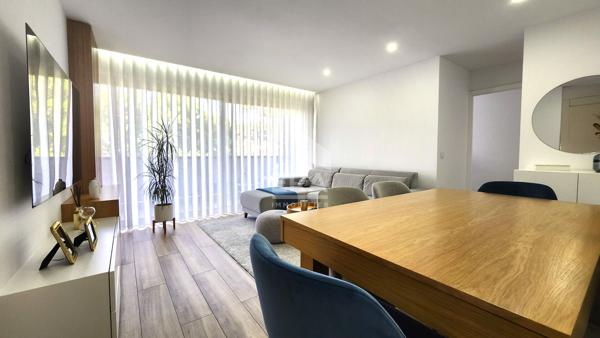 EXCLUSIVITÉ - Appartement 3 pièce(s) 70 m2 - RÉNOVÉ - MEUBLÉ - PARKING INCLUS