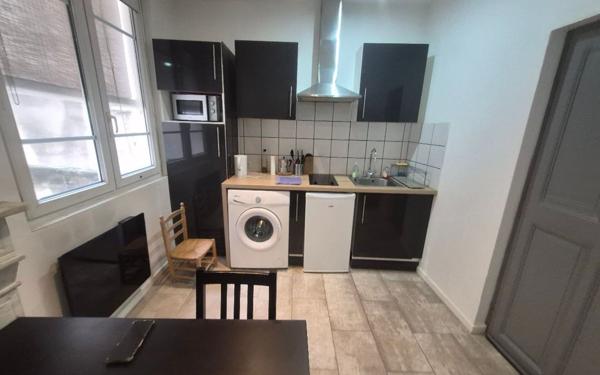 Appartement à vendre    1 pièce • 22,46 m2 Avignon