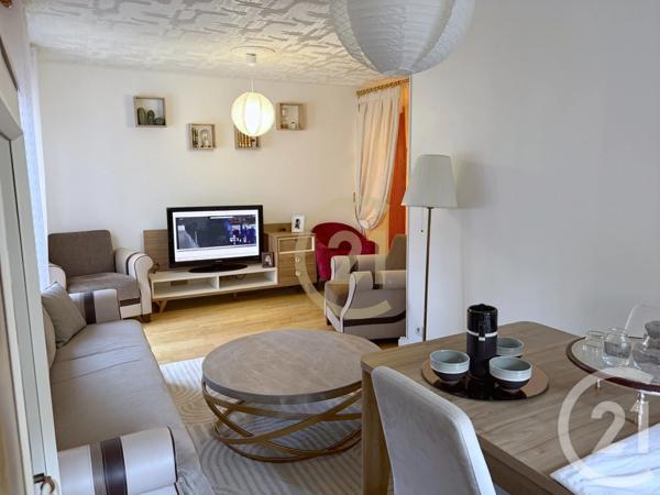 Appartement F6 à vendre  6 pièces - 89,96 m 2   GRIGNY  - 91