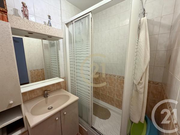 Appartement F6 à vendre  6 pièces - 89,96 m 2   GRIGNY  - 91