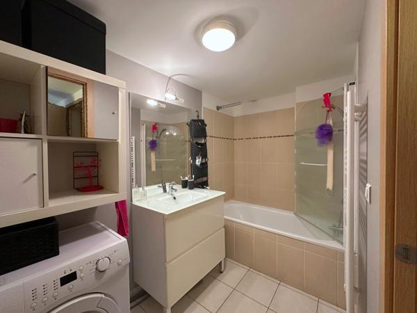 Appartement de 75 m² avec terrasse de 25 m² et parking