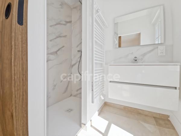 Appartement avec terrasse et parking sécurisé