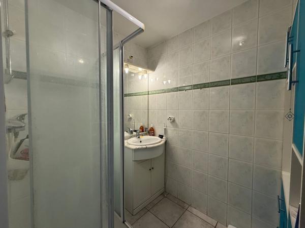 Appartement à vendre 2 pièces AGNIERES EN DEVOLUY (05) cave, terrasse et parking