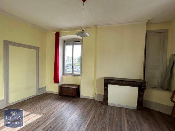 Appartement à louer 2 pièces 44m² Châteauroux (36000)
