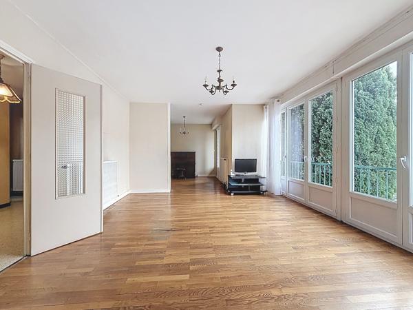 Maison 8 pièces - 145 m² Exclusivité efficity