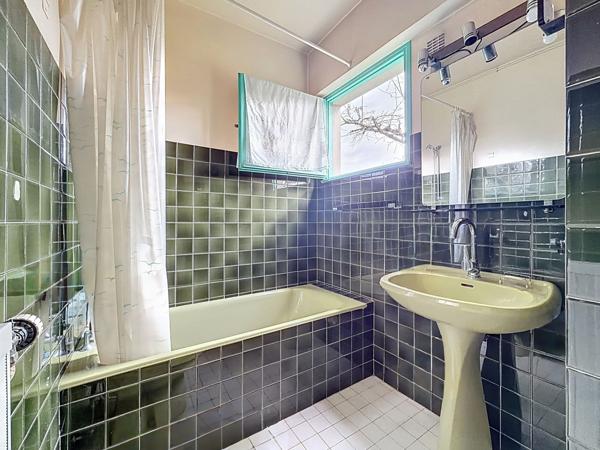 Maison 8 pièces - 145 m² Exclusivité efficity