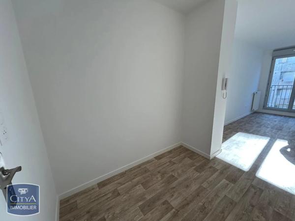 Appartement à louer 1 pièce 27.5m² Mantes-la-Ville (78711)