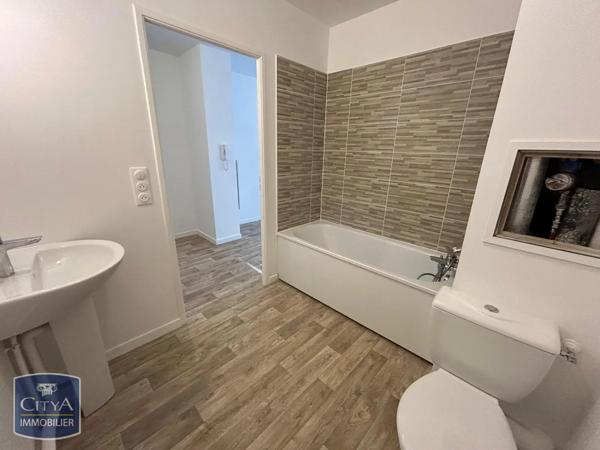 Appartement à louer 1 pièce 27.5m² Mantes-la-Ville (78711)