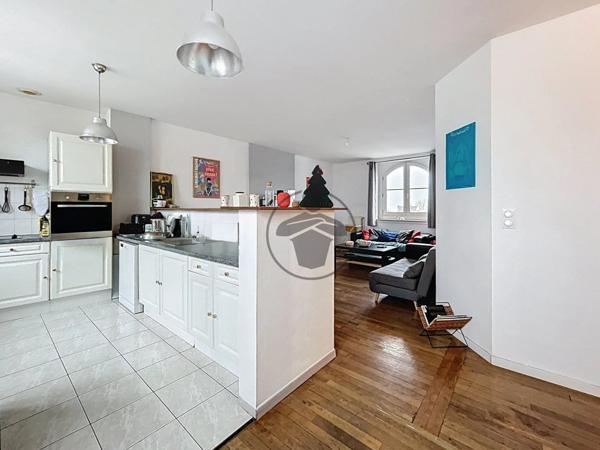 Vente Appartement 6 pièces 102 m2 à Saint-Quentin