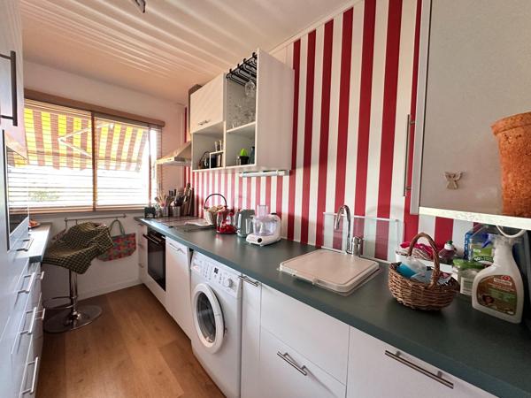 BORDEAUX CAUDERAN Eglise : T3 Coup de coeur ! T3 rénové, 2 ch, garage, cave, balcon