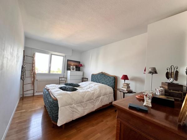 BORDEAUX CAUDERAN Eglise : T3 Coup de coeur ! T3 rénové, 2 ch, garage, cave, balcon