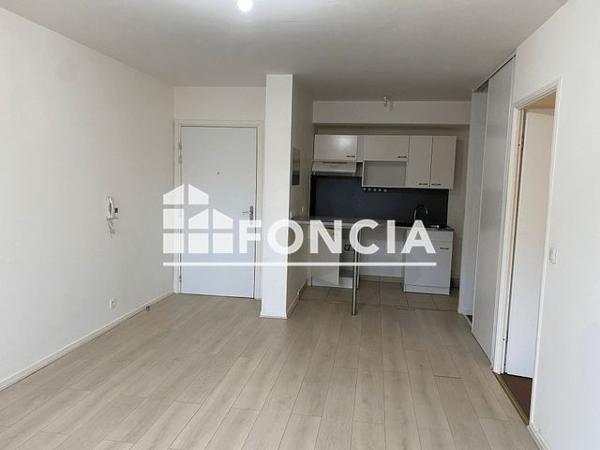 Location Appartement 2 pièces 41.62 m² - 2 RUE WILLIAM THORNLEY Osny 95520