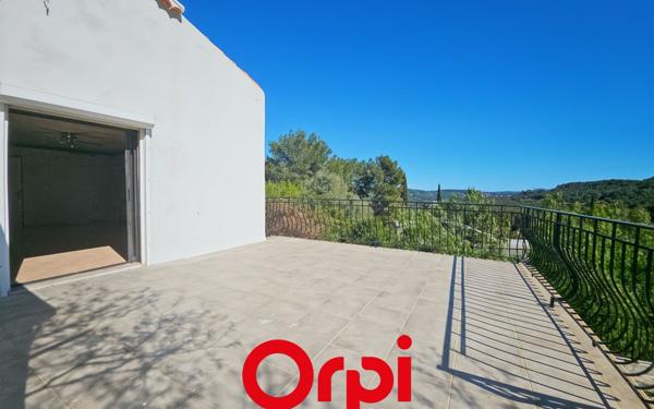 Appartement à vendre    4 pièces • 137 m2 Bandol