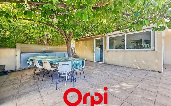 Appartement à vendre    4 pièces • 137 m2 Bandol