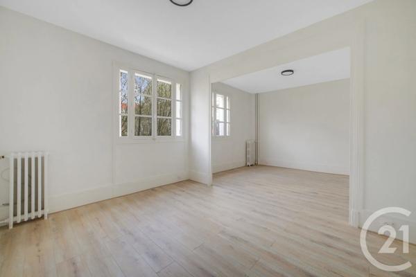 Appartement F4 à vendre  4 pièces - 70,48 m 2   MONTROUGE  - 92