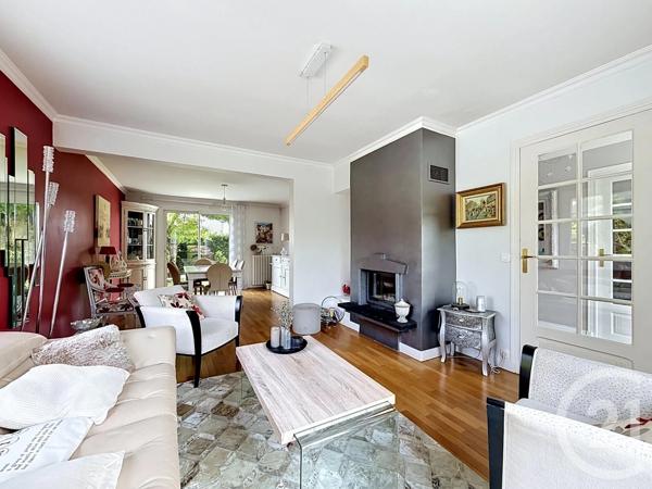Maison à vendre  9 pièces - 210 m 2   MARCOUSSIS  - 91
