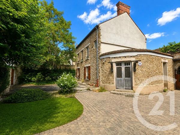 Maison à vendre  9 pièces - 210 m 2   MARCOUSSIS  - 91