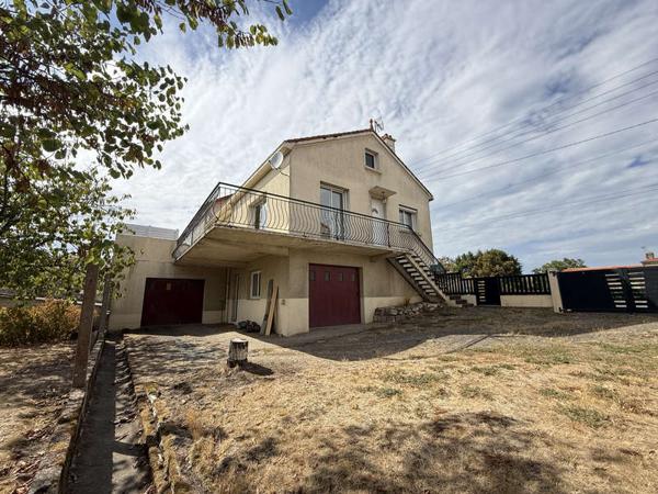 MONTAIGU-VENDEE / Vente Maison 5 Pièces 80 m²