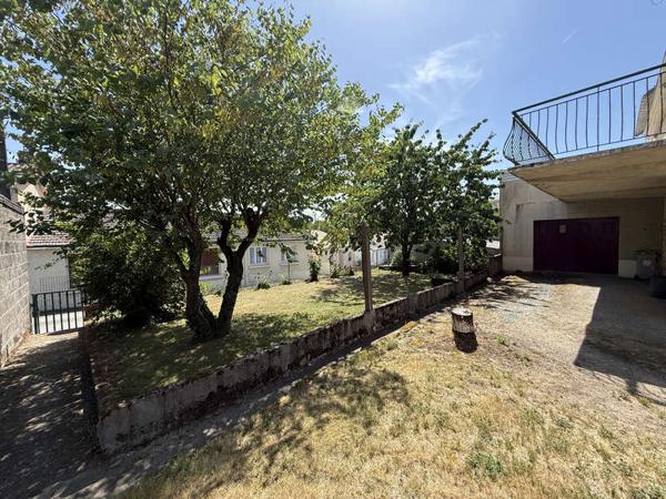 MONTAIGU-VENDEE / Vente Maison 5 Pièces 80 m²