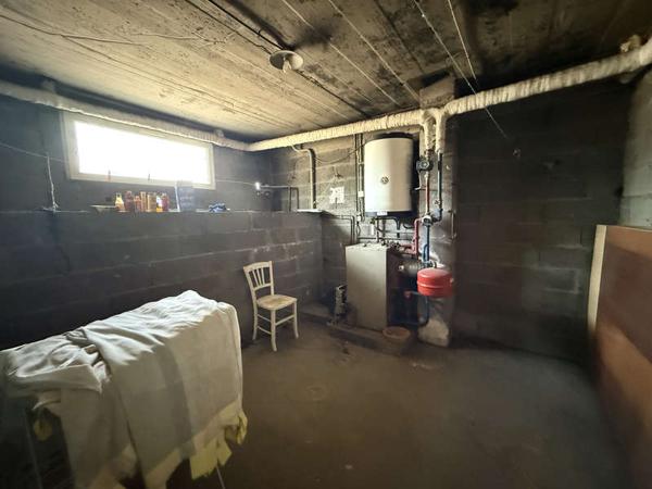 MONTAIGU-VENDEE / Vente Maison 5 Pièces 80 m²