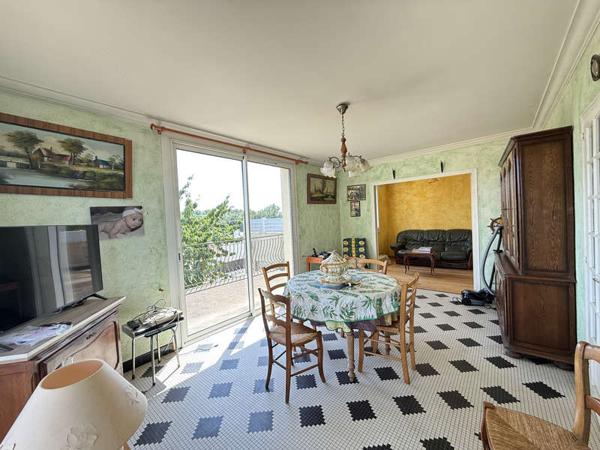 MONTAIGU-VENDEE / Vente Maison 5 Pièces 80 m²