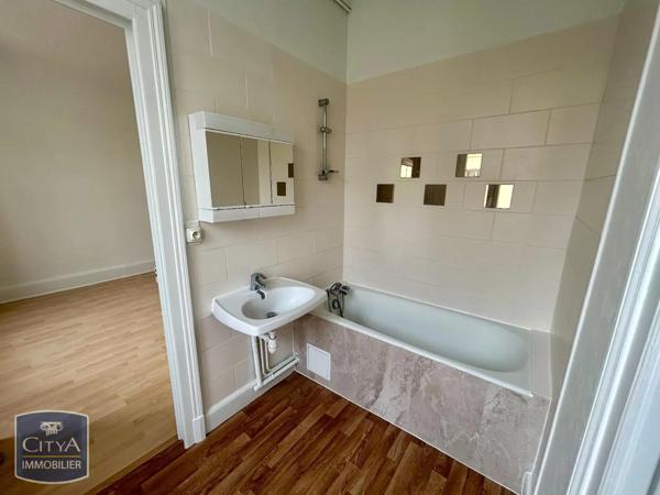 Appartement à louer 3 pièces 63m²