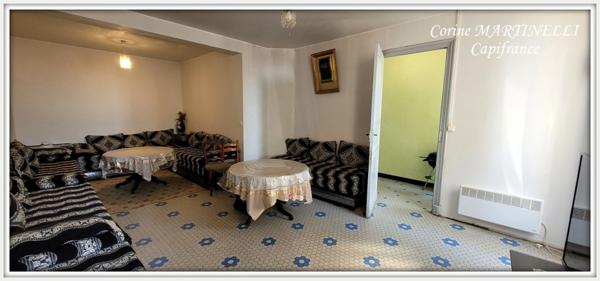 Maison de village en pierre, 178 m² sur 2 niveaux, jardin séparé