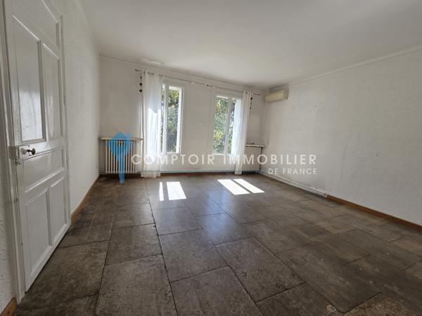 Maison
                                                                                                                                                                                                                                                                                                                        8 pièce(s)                                                                                                                                                                                                          5 chambre(s)                                                                                                                                                                                                          390  m²