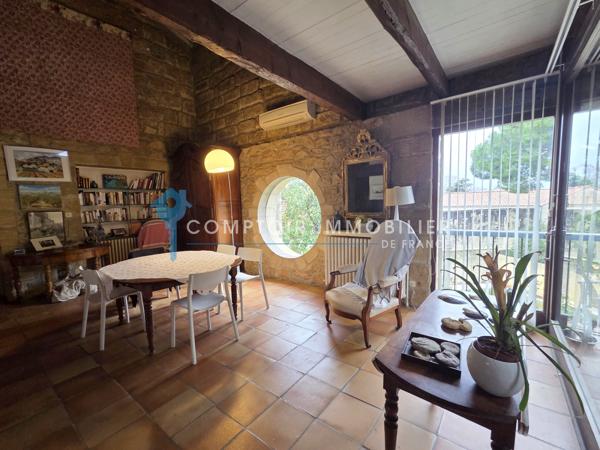Maison
                                                                                                                                                                                                                                                                                                                        8 pièce(s)                                                                                                                                                                                                          5 chambre(s)                                                                                                                                                                                                          390  m²